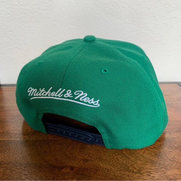 Mitchell and Ness Dallas Mavericks Adjustable Snapback Hat Cap - Picture 3 of 6